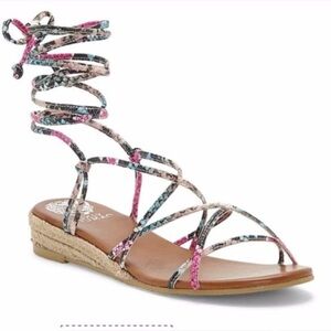 Vince Camuto Prasetta Gladiator Lace up Multi Color Snakeskin Sandal (NWOB)